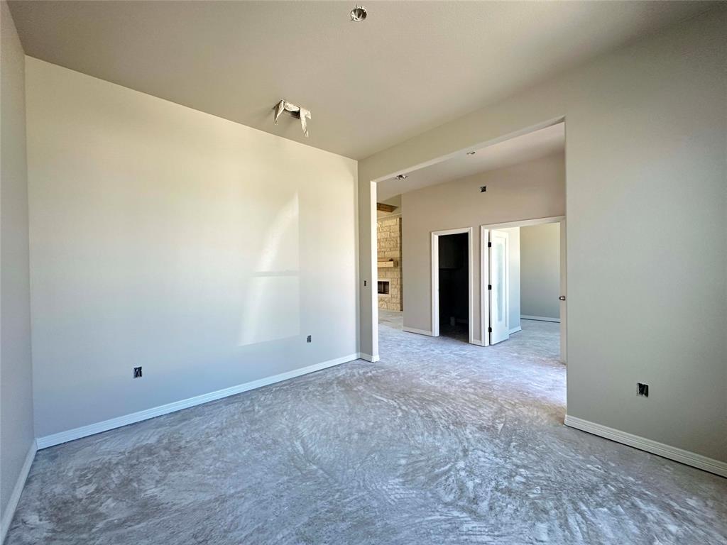 131 Lasso Loop Property Photo 4