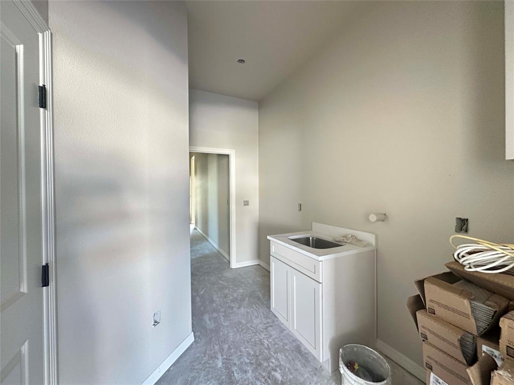 131 Lasso Loop Property Photo 18