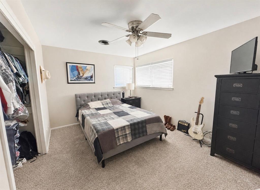 1109 Benbrook Terrace Property Photo 6