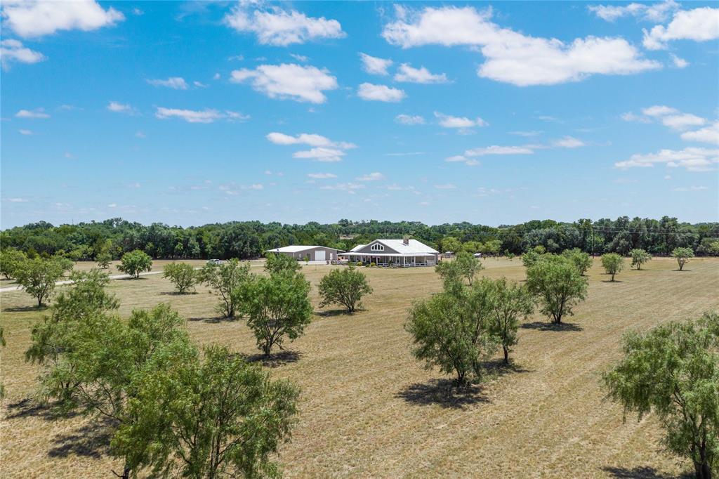 6108 Highway 1689 Property Photo 2