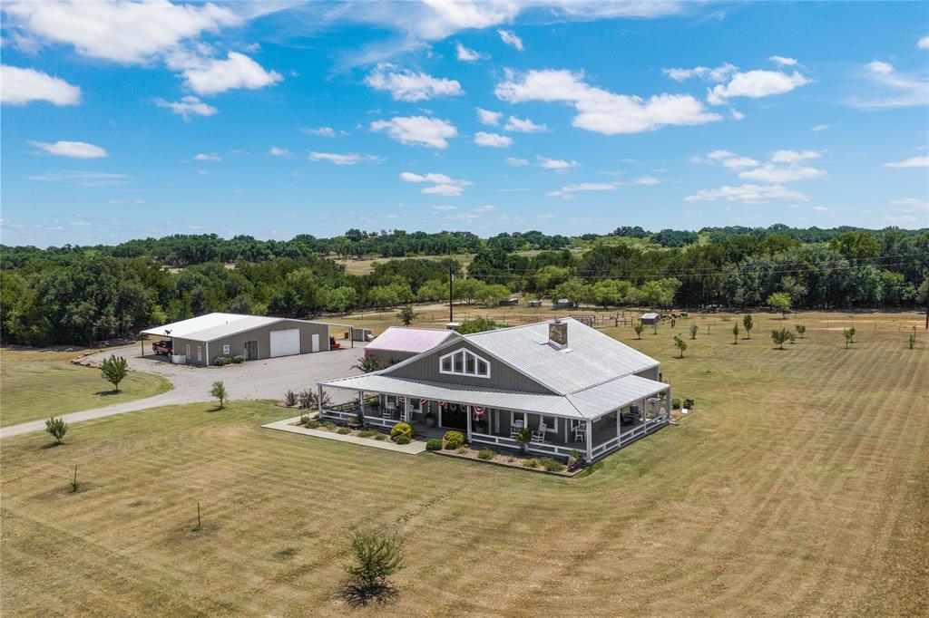 6108 Highway 1689 Property Photo 5