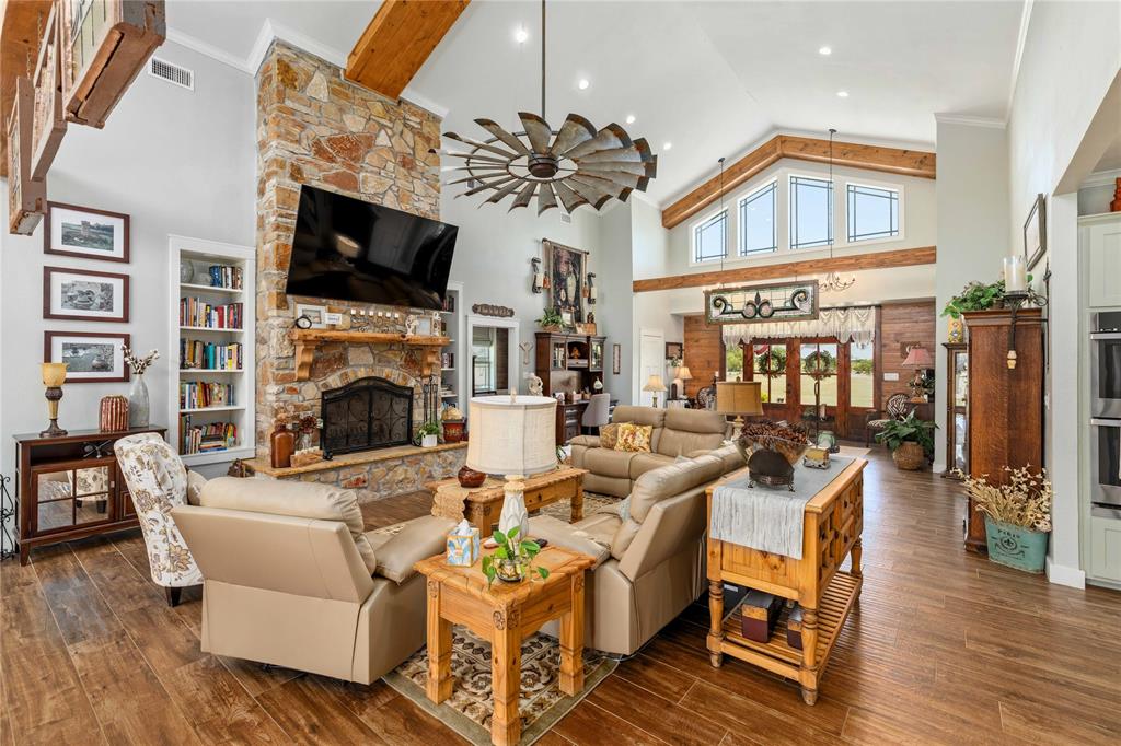 6108 Highway 1689 Property Photo 11