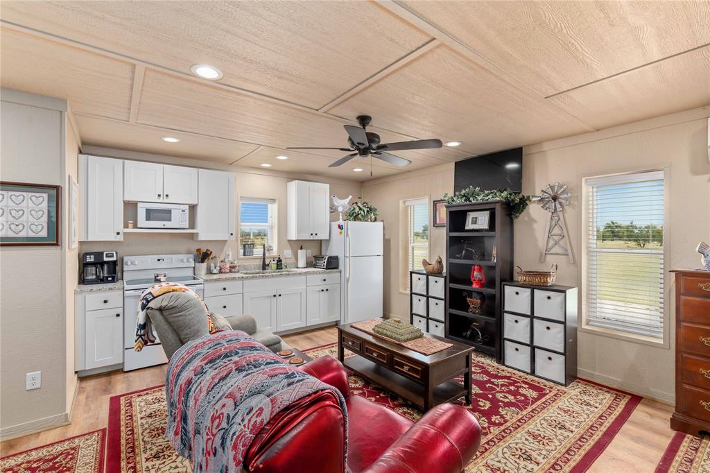 6108 Highway 1689 Property Photo 25