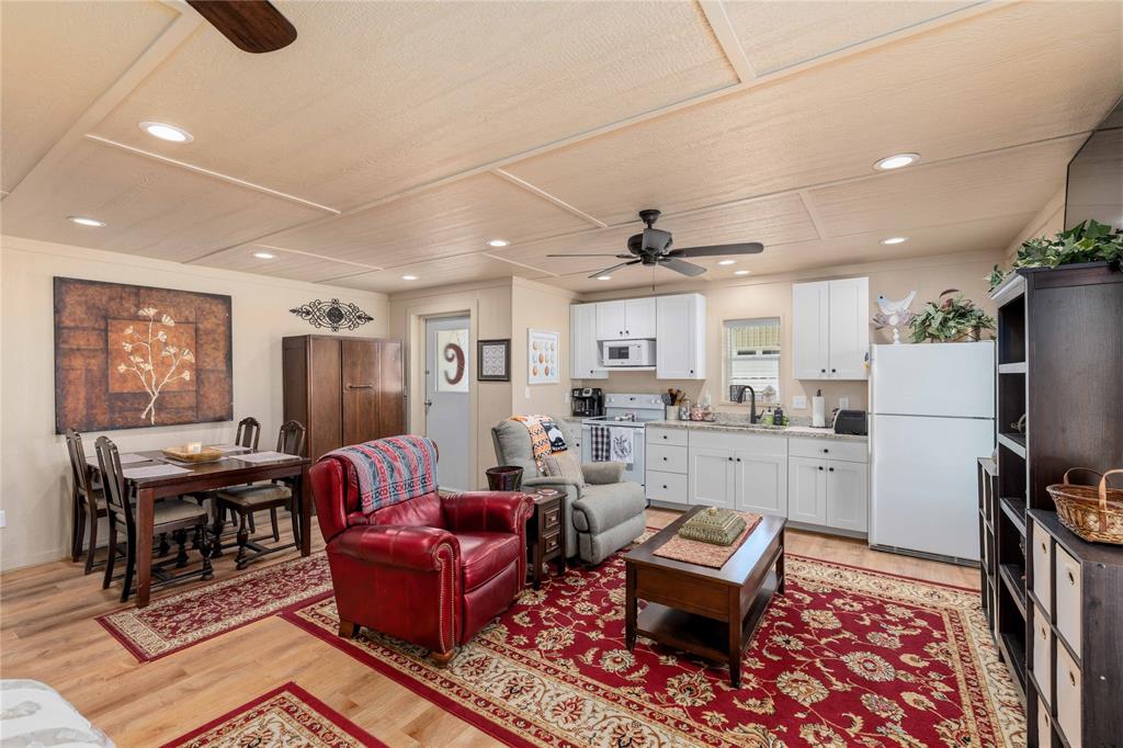6108 Highway 1689 Property Photo 28