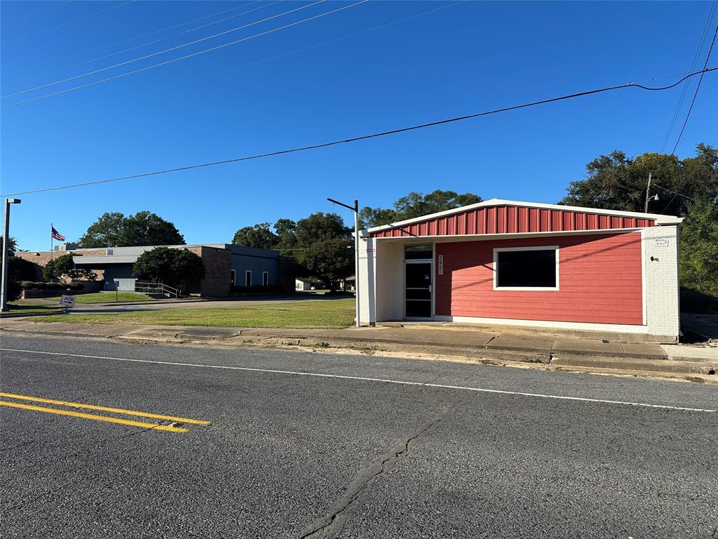 2421 Mill Street Property Photo 1