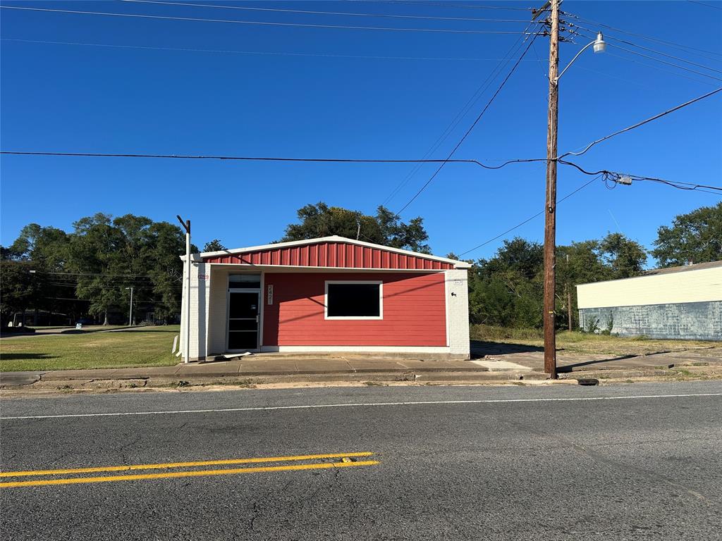 2421 Mill Street Property Photo 2