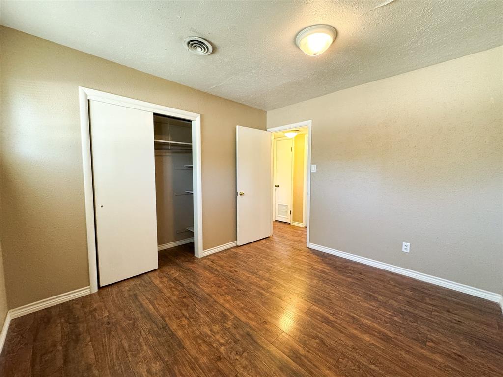 203 N Avenue M Property Photo 12
