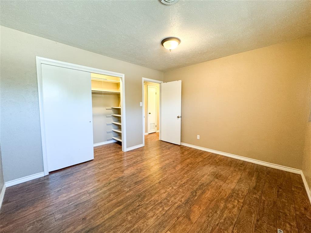 203 N Avenue M Property Photo 16