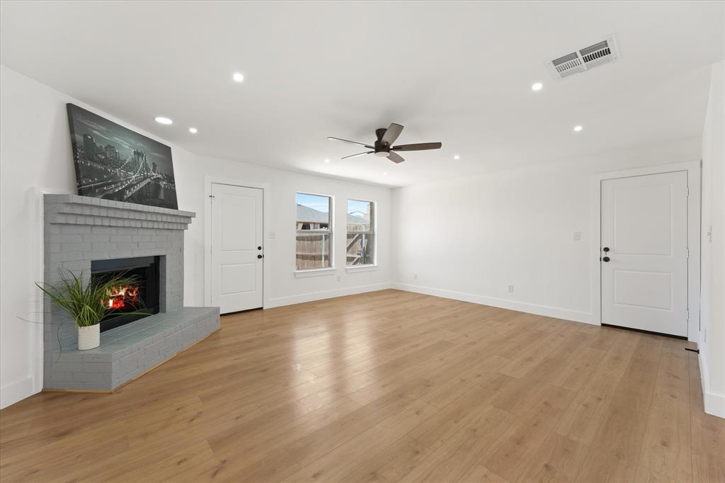1941 Indian Lilac Drive Property Photo 11