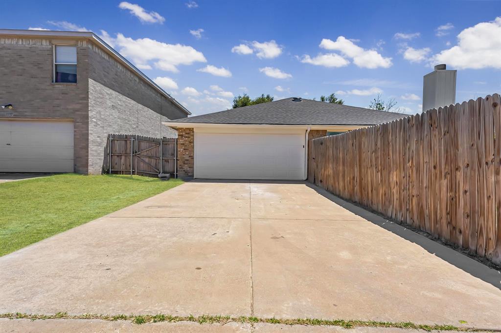 1941 Indian Lilac Drive Property Photo 28