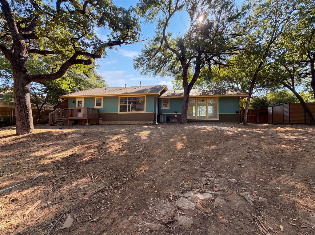 1856 Carl Street Property Photo 5