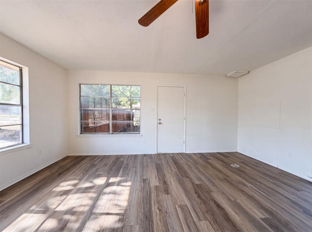 1856 Carl Street Property Photo 11