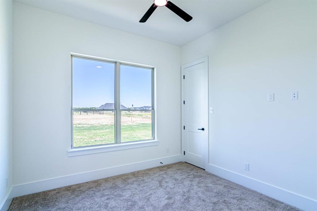 5916 E Sky Hawk Trail Property Photo 27