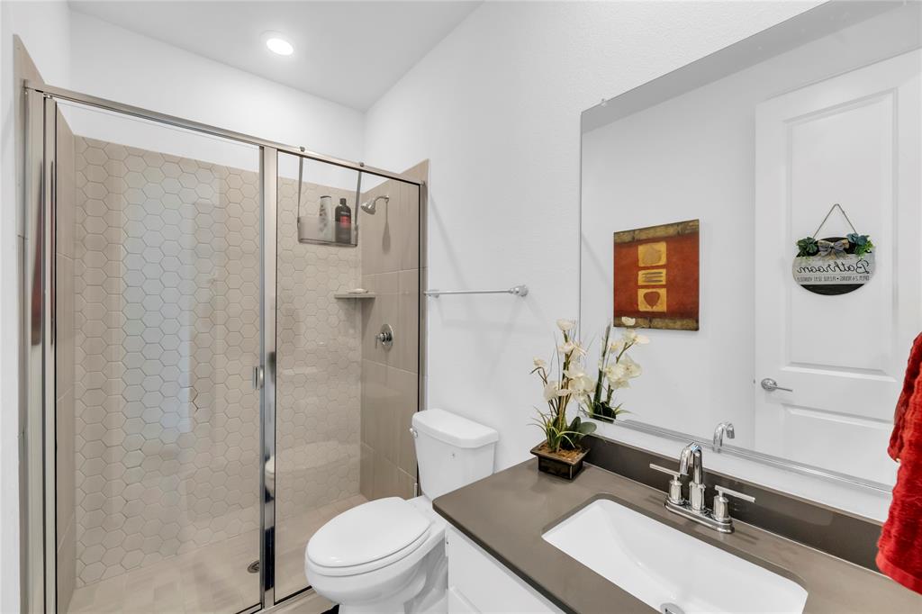 2218 Christopher Lane Property Photo 7