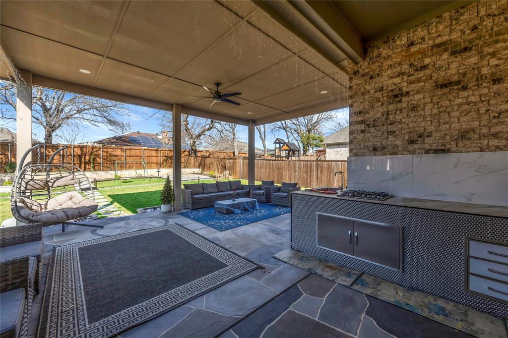 2218 Christopher Lane Property Photo 33