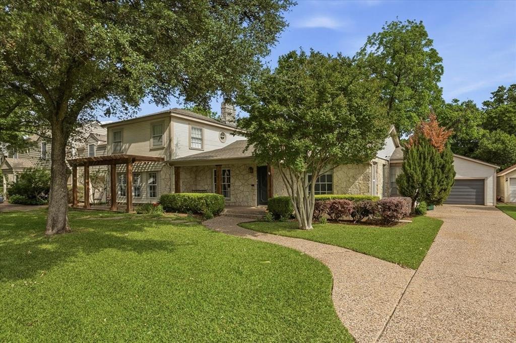 3724 Hilltop Road Property Photo 1