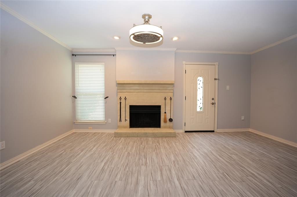 2276 Colony Court Property Photo 4