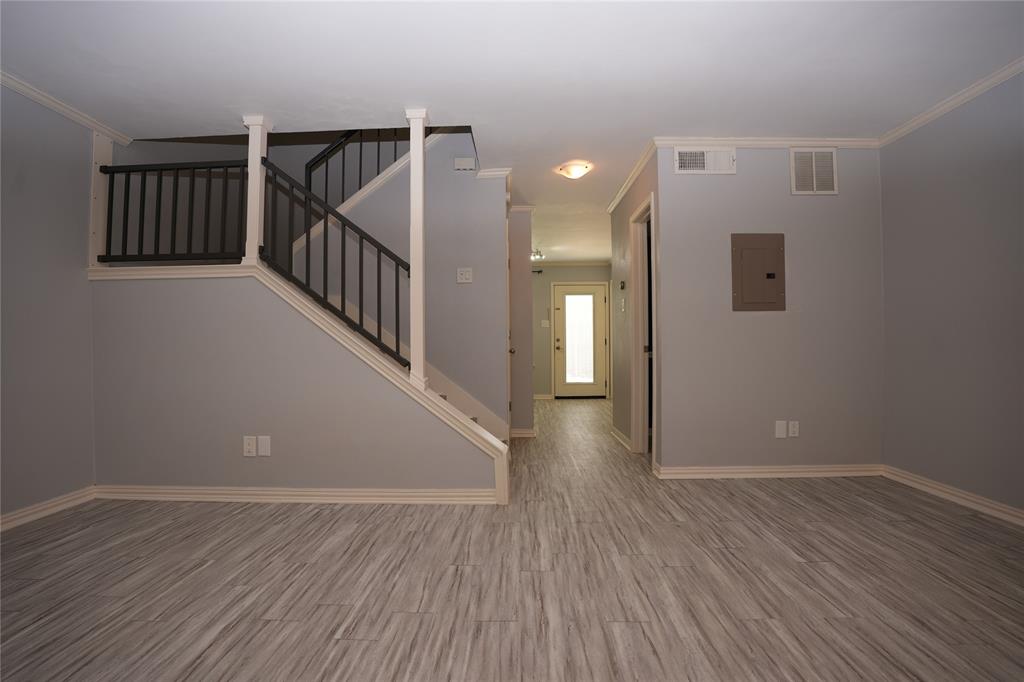 2276 Colony Court Property Photo 7
