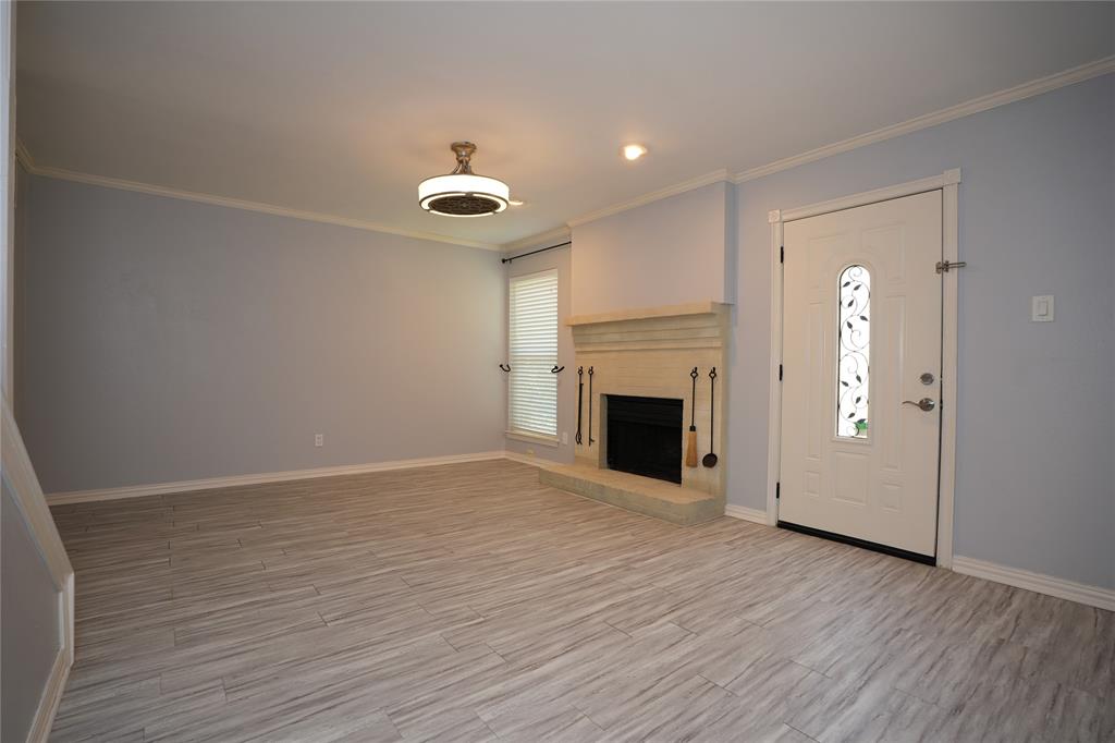 2276 Colony Court Property Photo 9