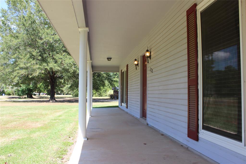 220 Se 5th Avenue Property Photo 8