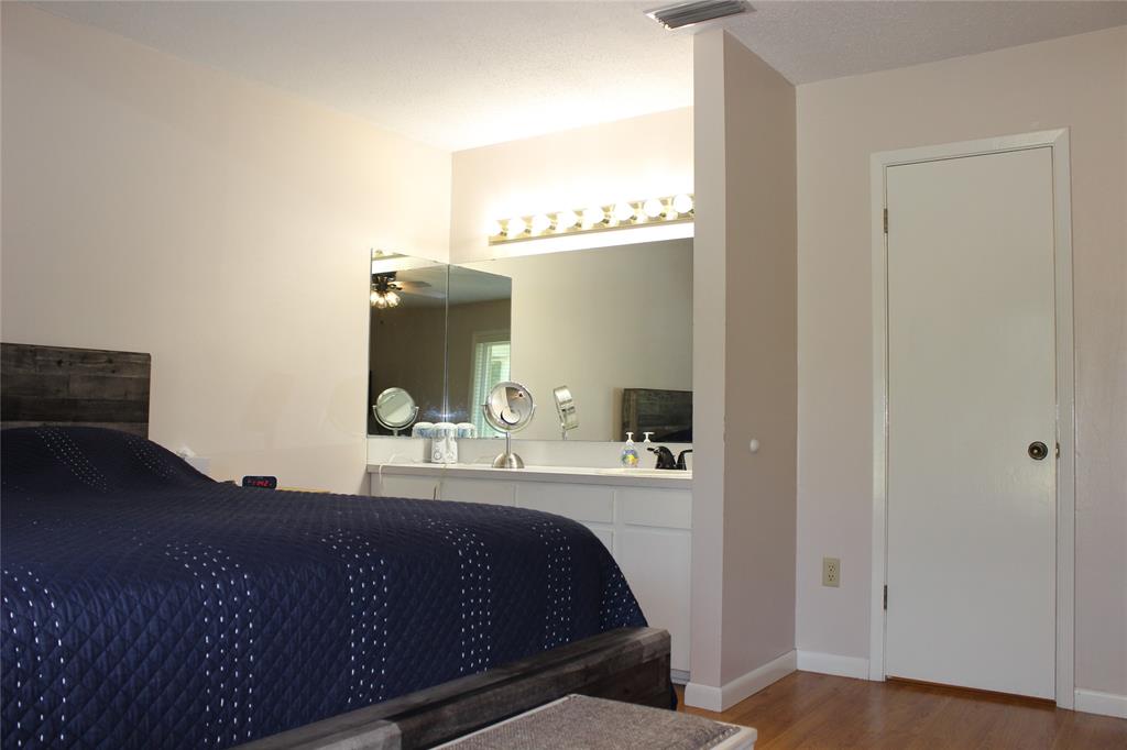 220 Se 5th Avenue Property Photo 25
