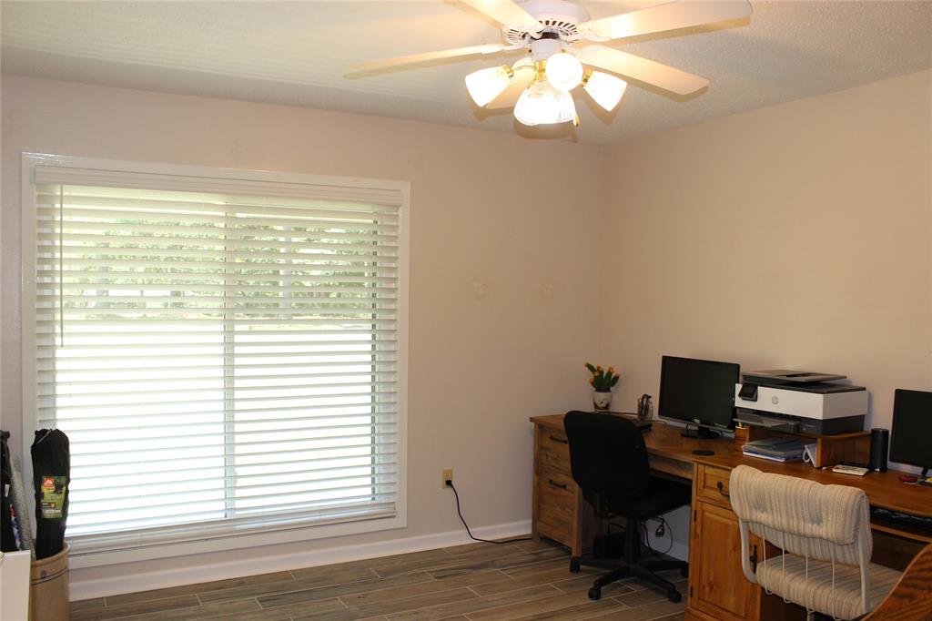 220 Se 5th Avenue Property Photo 26