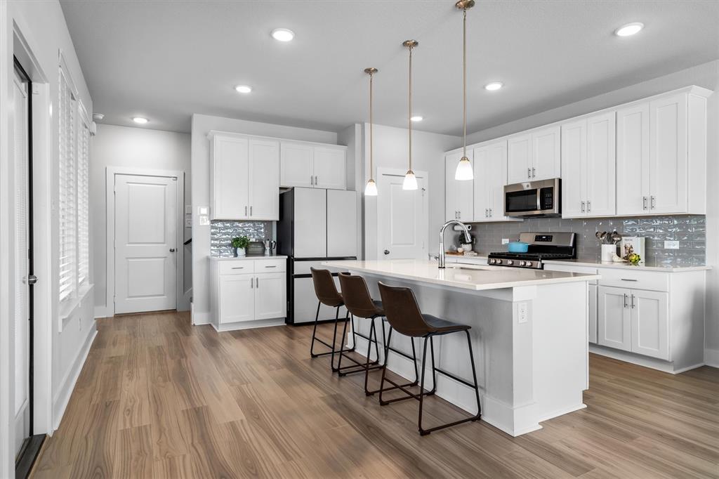 1346 Roundup Way Property Photo 11