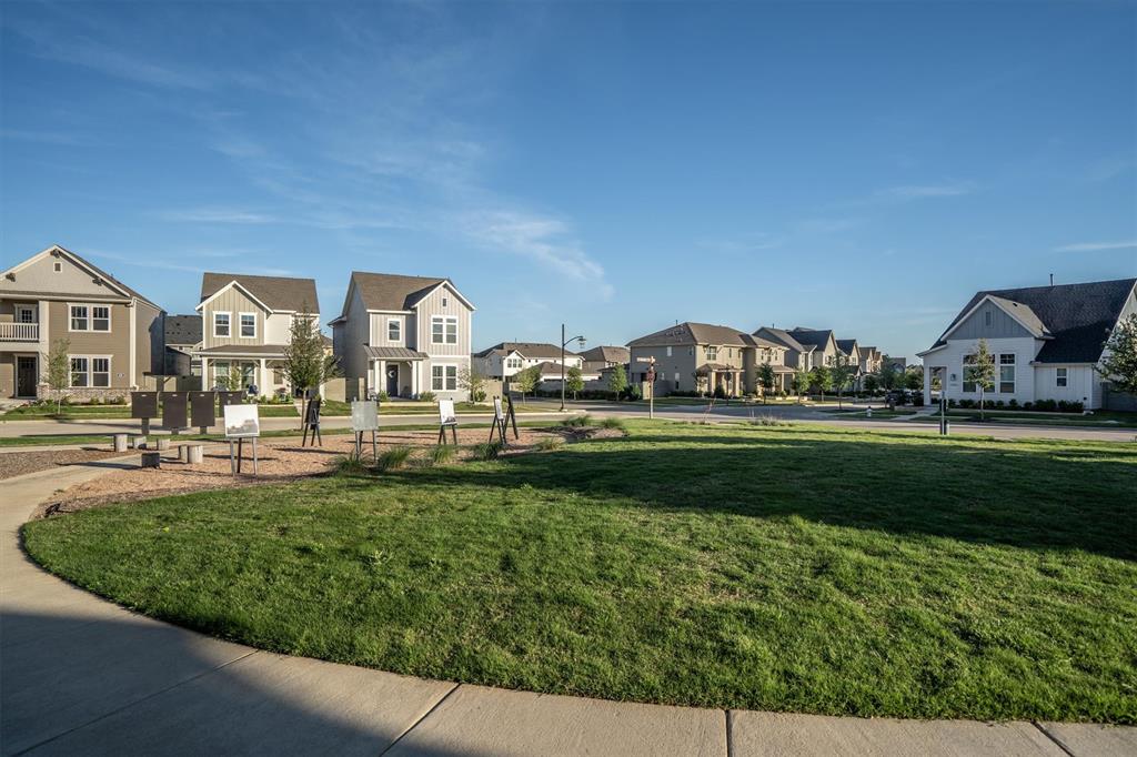 1346 Roundup Way Property Photo 32