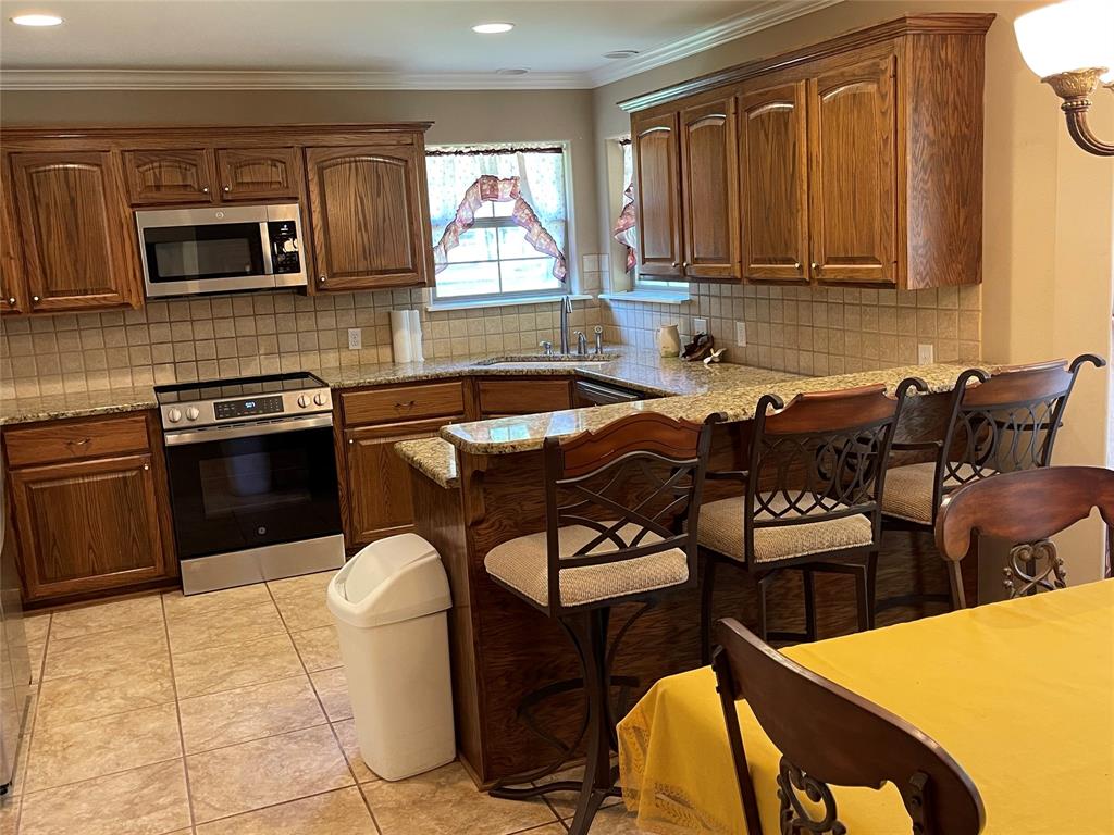 1035 Crouch Road Property Photo 4