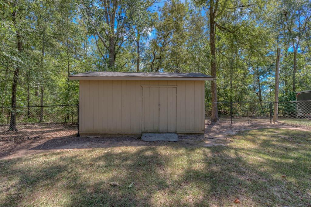 1035 Crouch Road Property Photo 6