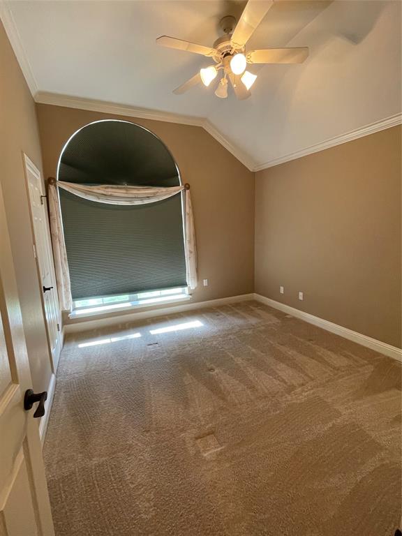 1035 Crouch Road Property Photo 7