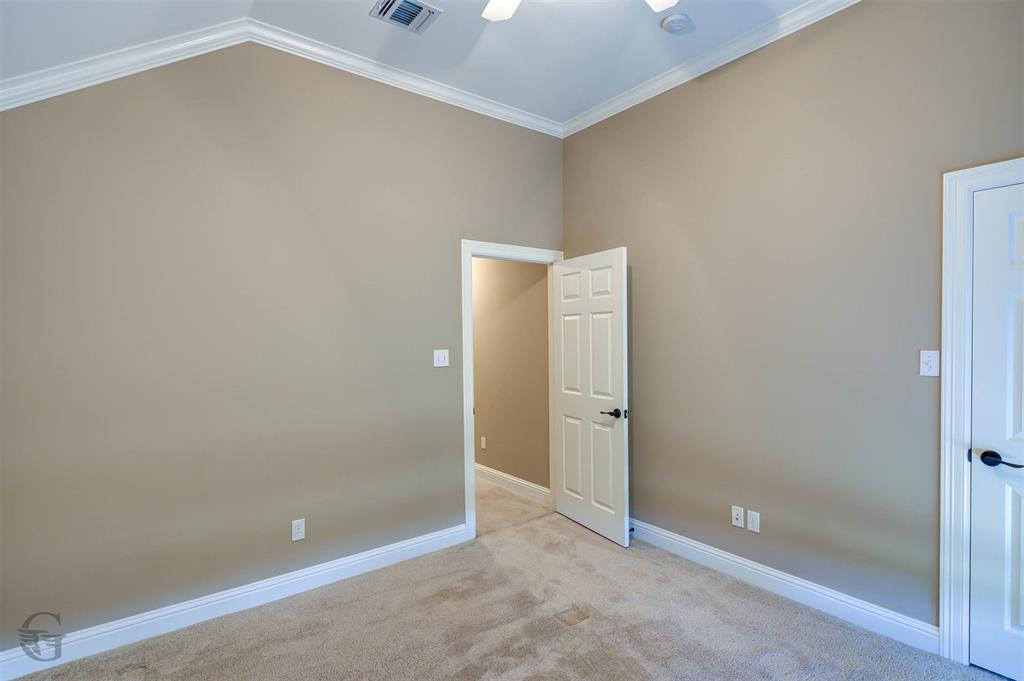 1035 Crouch Road Property Photo 9