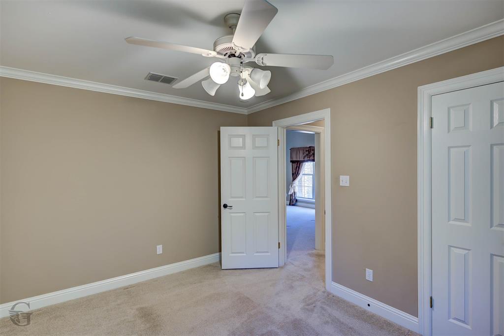 1035 Crouch Road Property Photo 12
