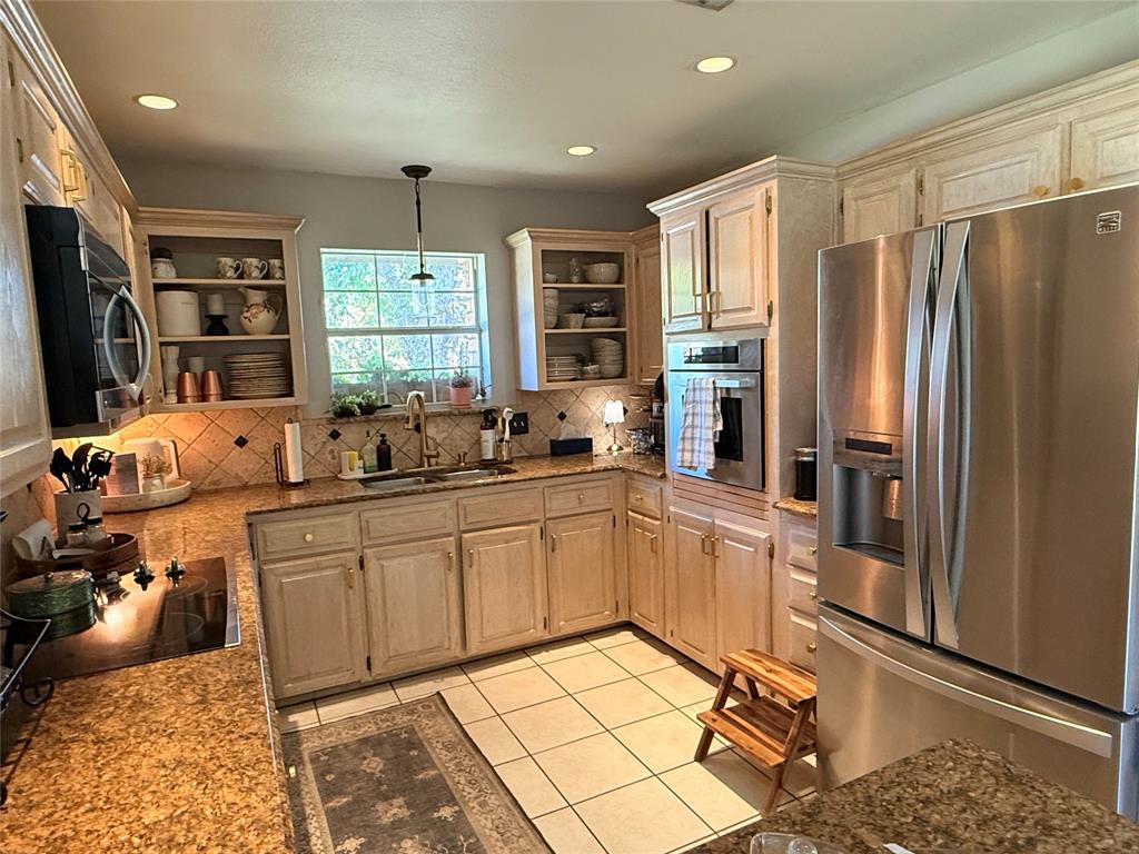 2710 Hunters Run Property Photo 8