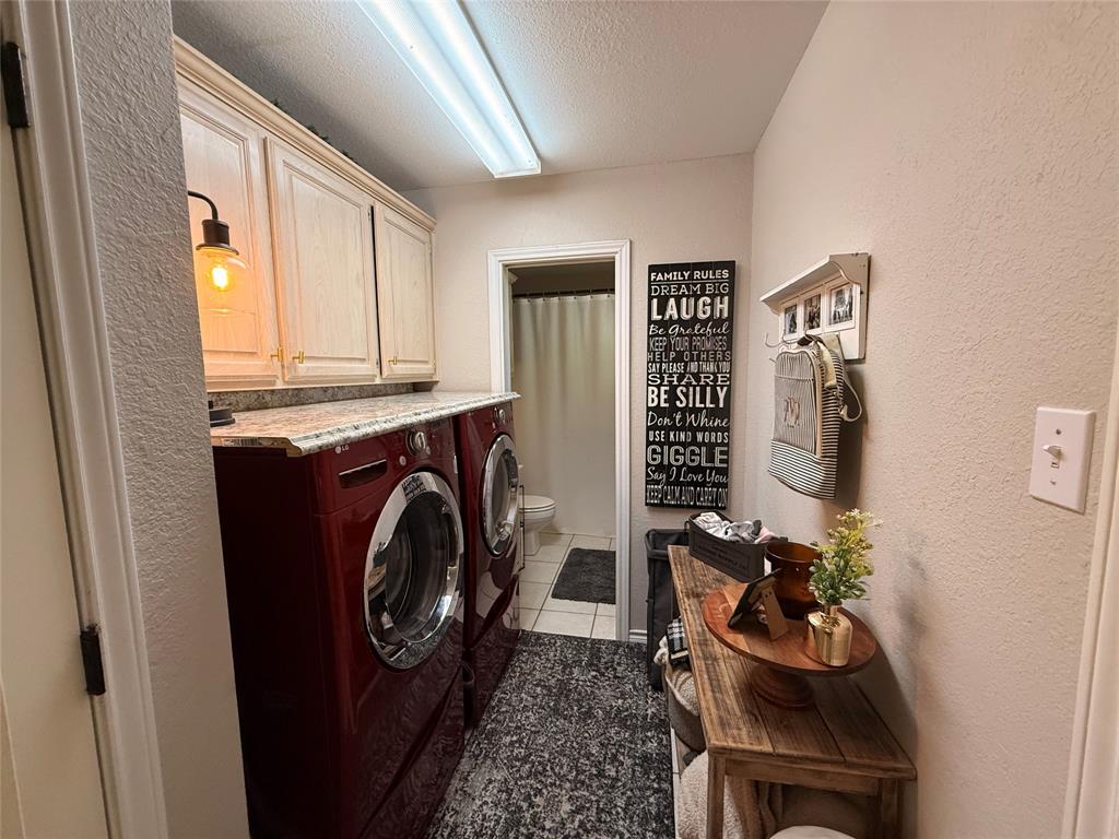 2710 Hunters Run Property Photo 15