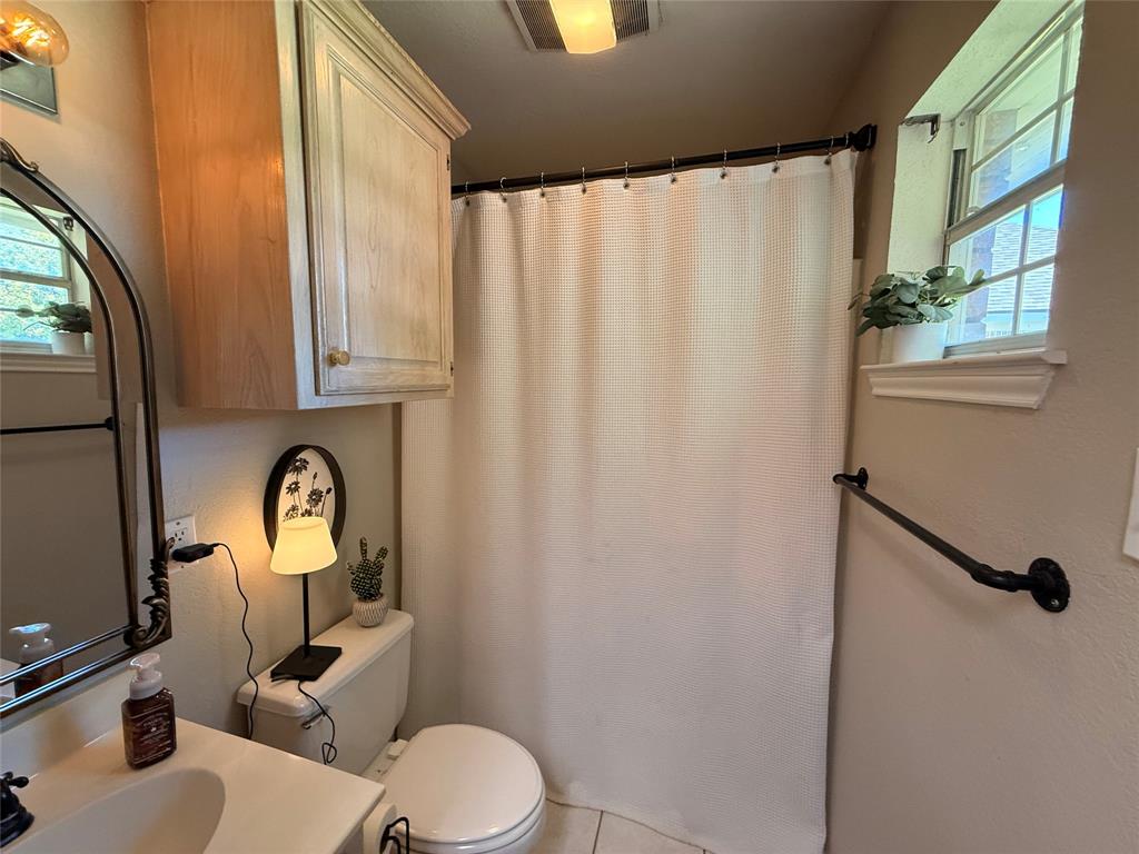 2710 Hunters Run Property Photo 16