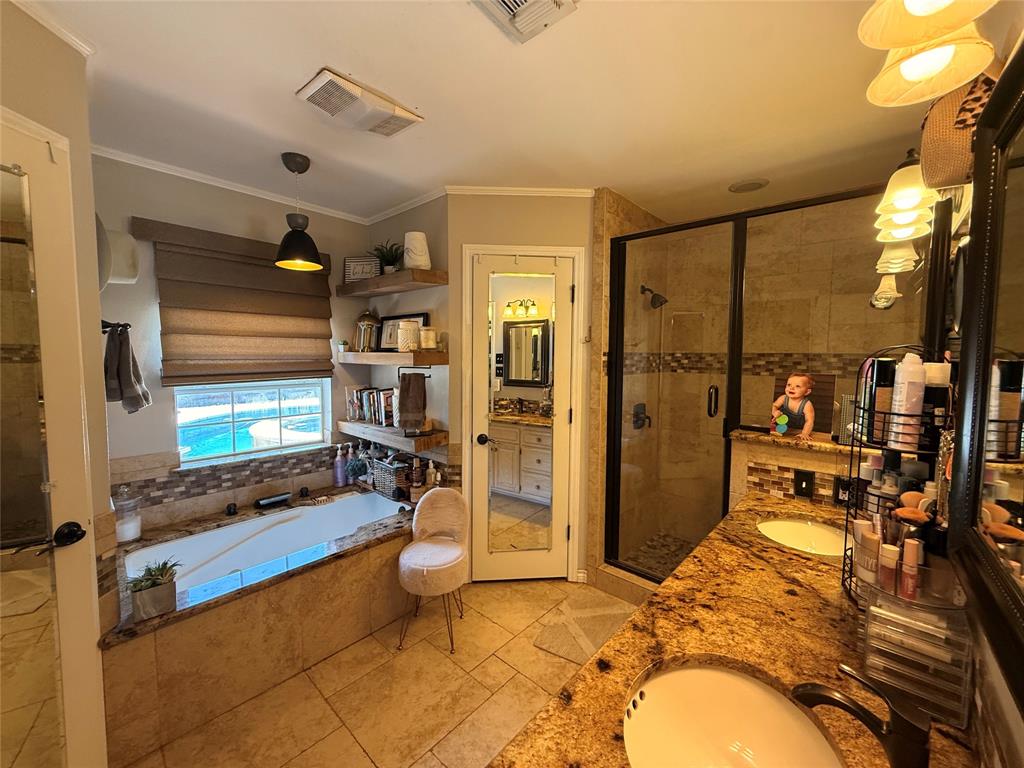 2710 Hunters Run Property Photo 20