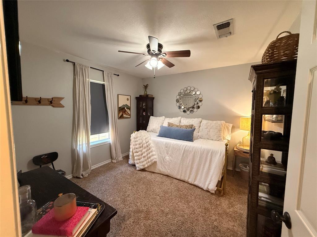 2710 Hunters Run Property Photo 22