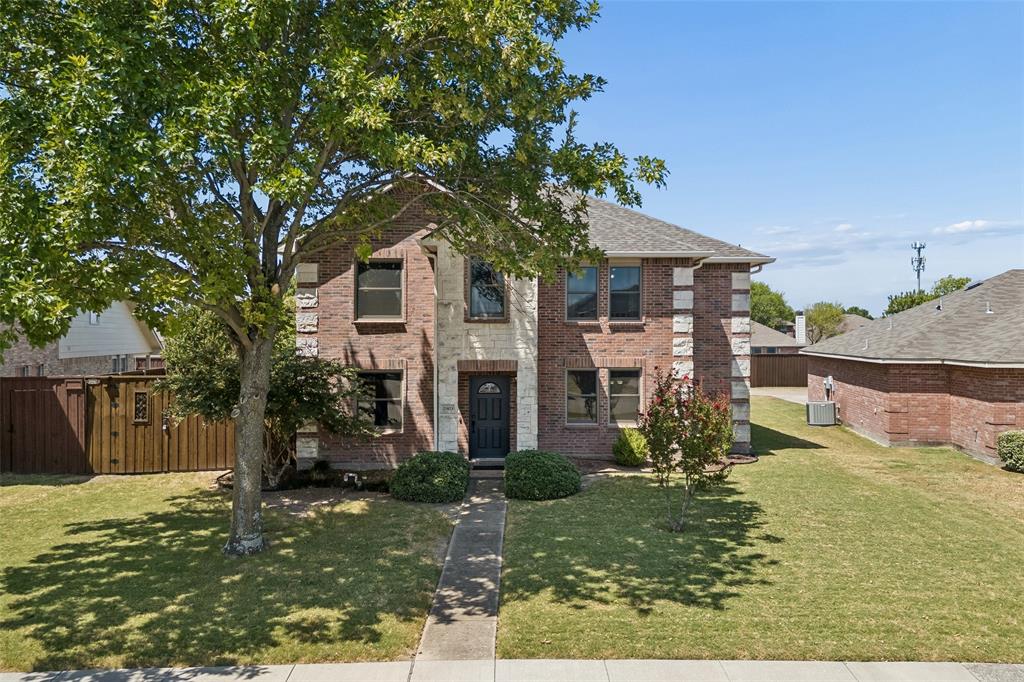 2903 Meadow Bluff Drive Property Photo 1
