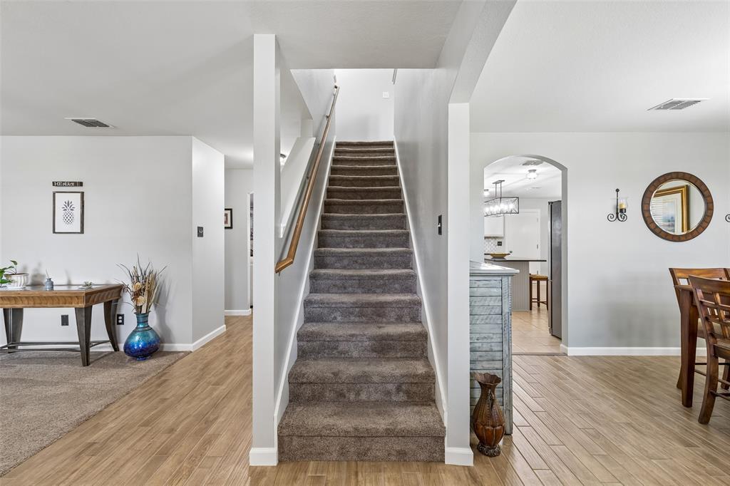 2903 Meadow Bluff Drive Property Photo 20