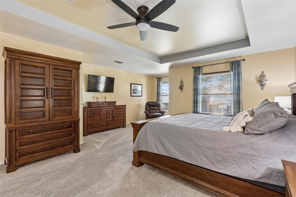 2903 Meadow Bluff Drive Property Photo 24