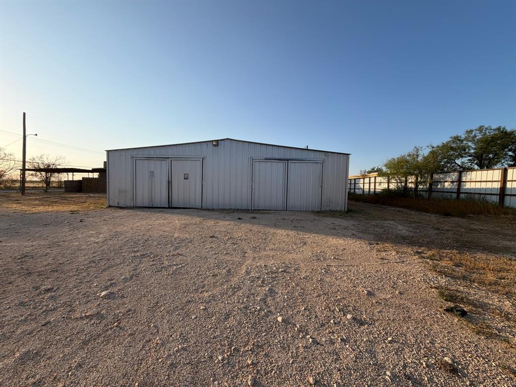 5211 Longshore Drive Property Photo 21