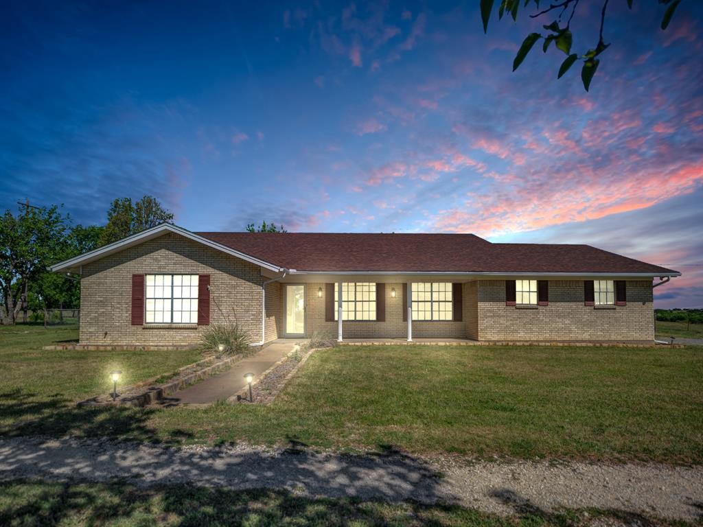 5108 Woodard Avenue Property Photo 2