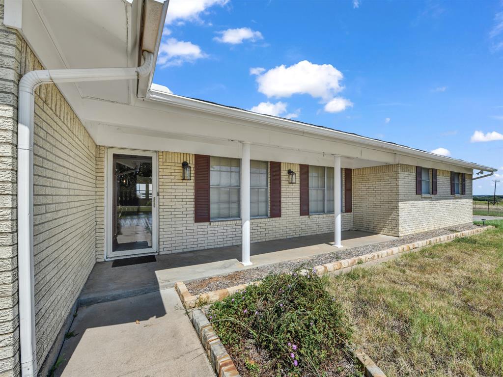 5108 Woodard Avenue Property Photo 5