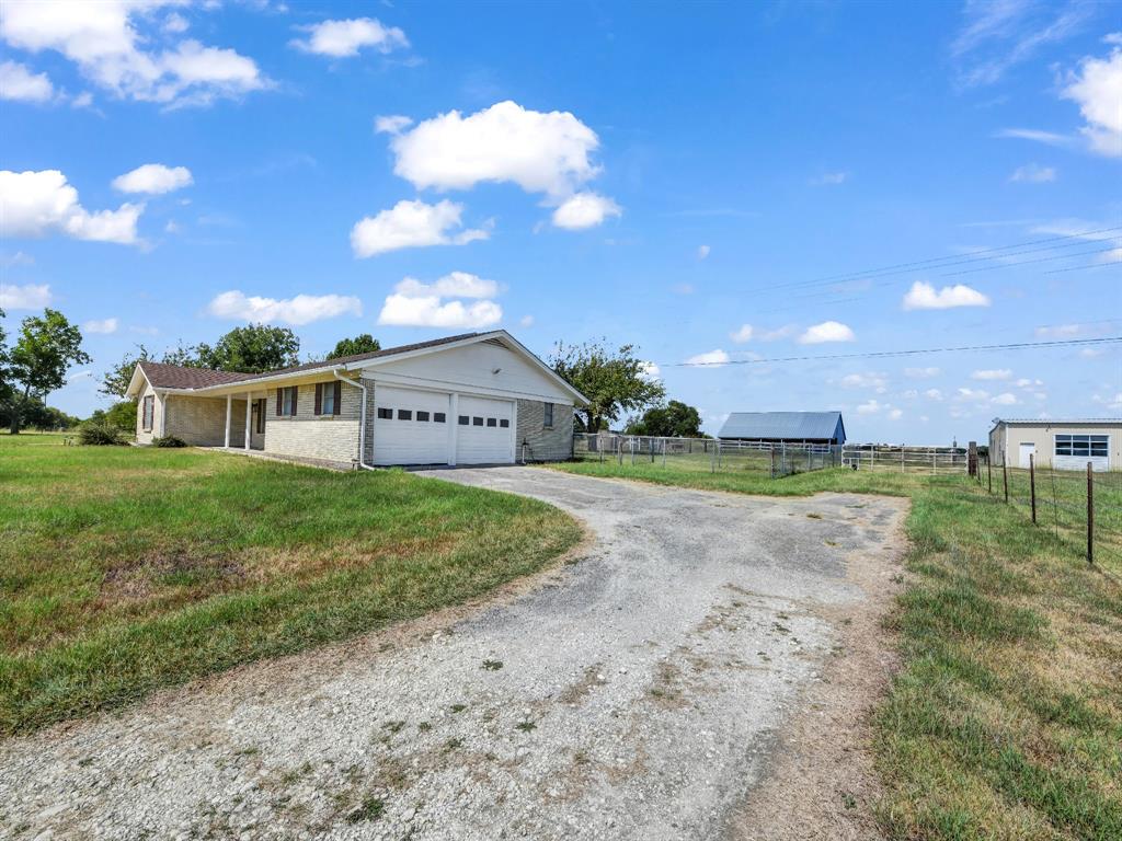 5108 Woodard Avenue Property Photo 7
