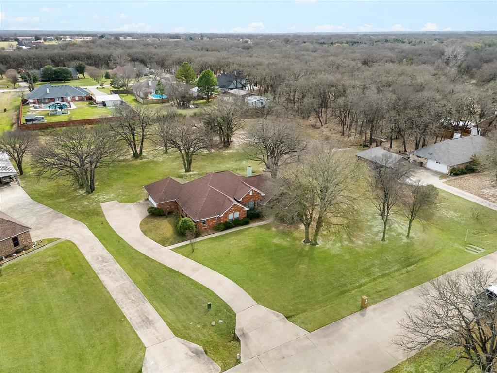1025 Oak Hollow Lane Property Photo 31