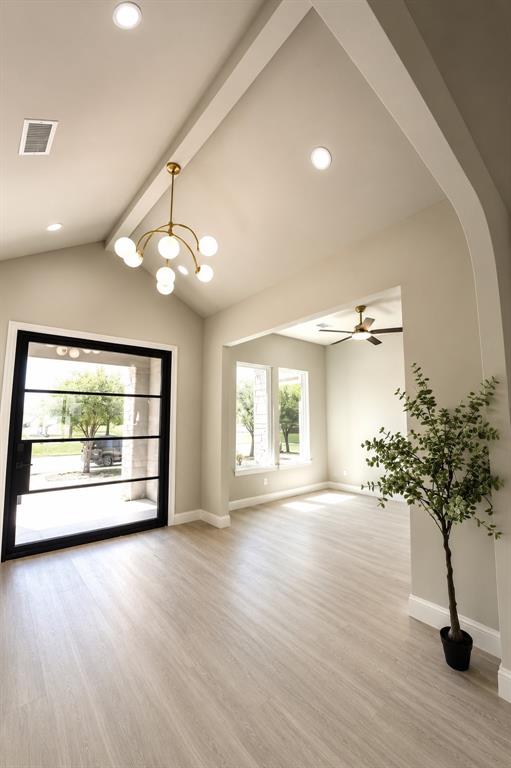 1012 Devonshire Drive Property Photo 6
