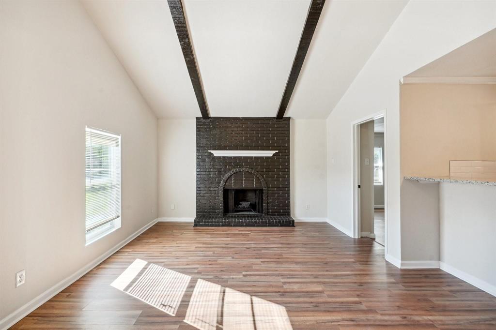 2103 Wheaton Drive Property Photo 3