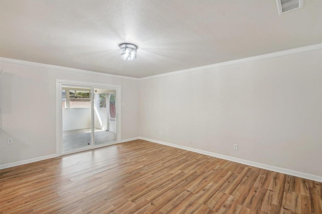 2103 Wheaton Drive Property Photo 23