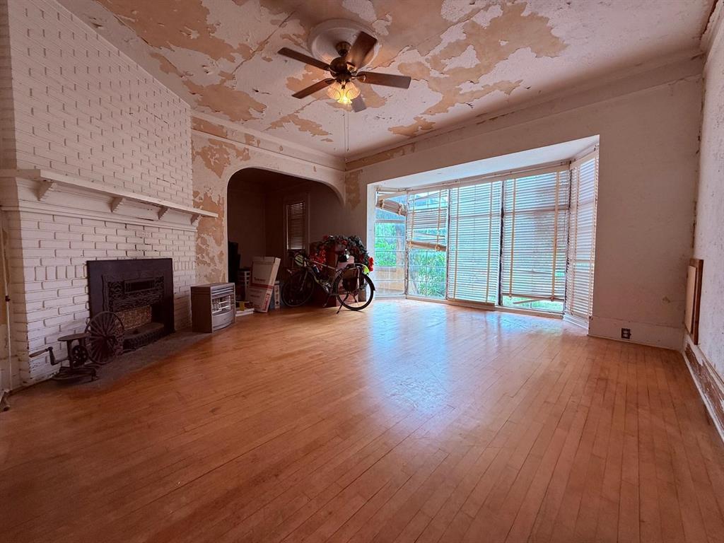 806 S Willow Street Property Photo 31